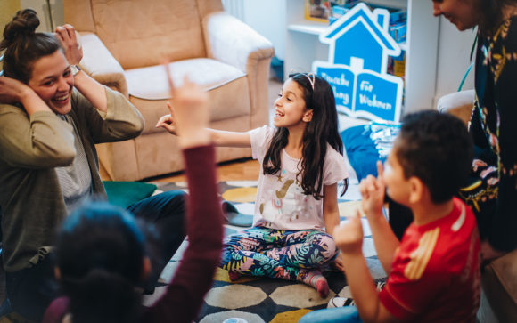 Tausche Bildung für Wohnen – Bildungspatenschaften für Kinder